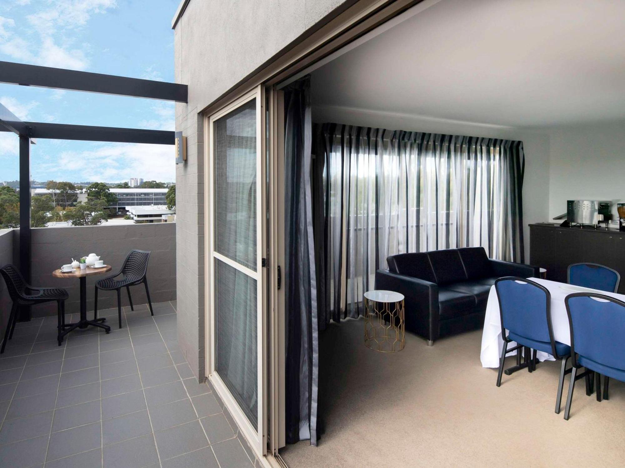 Mantra Castle Hill Sydney, An Accor Hotel Eksteriør billede